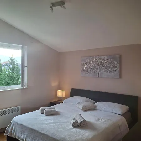 Karma شقة Kaštela