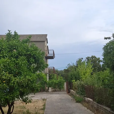 Karma Каштела